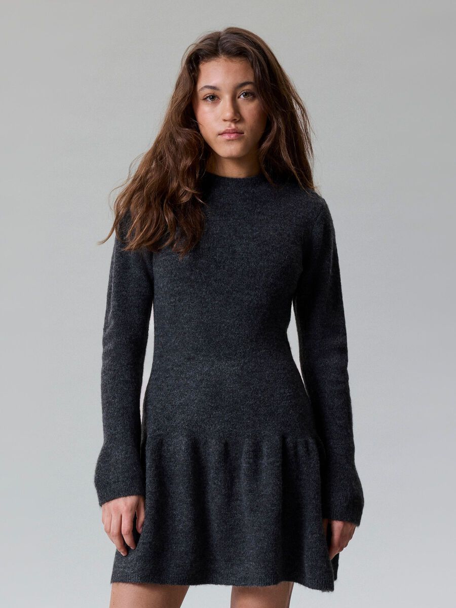 LMTD NLFLODET LS SHORT KNIT PEPLUM DRESS