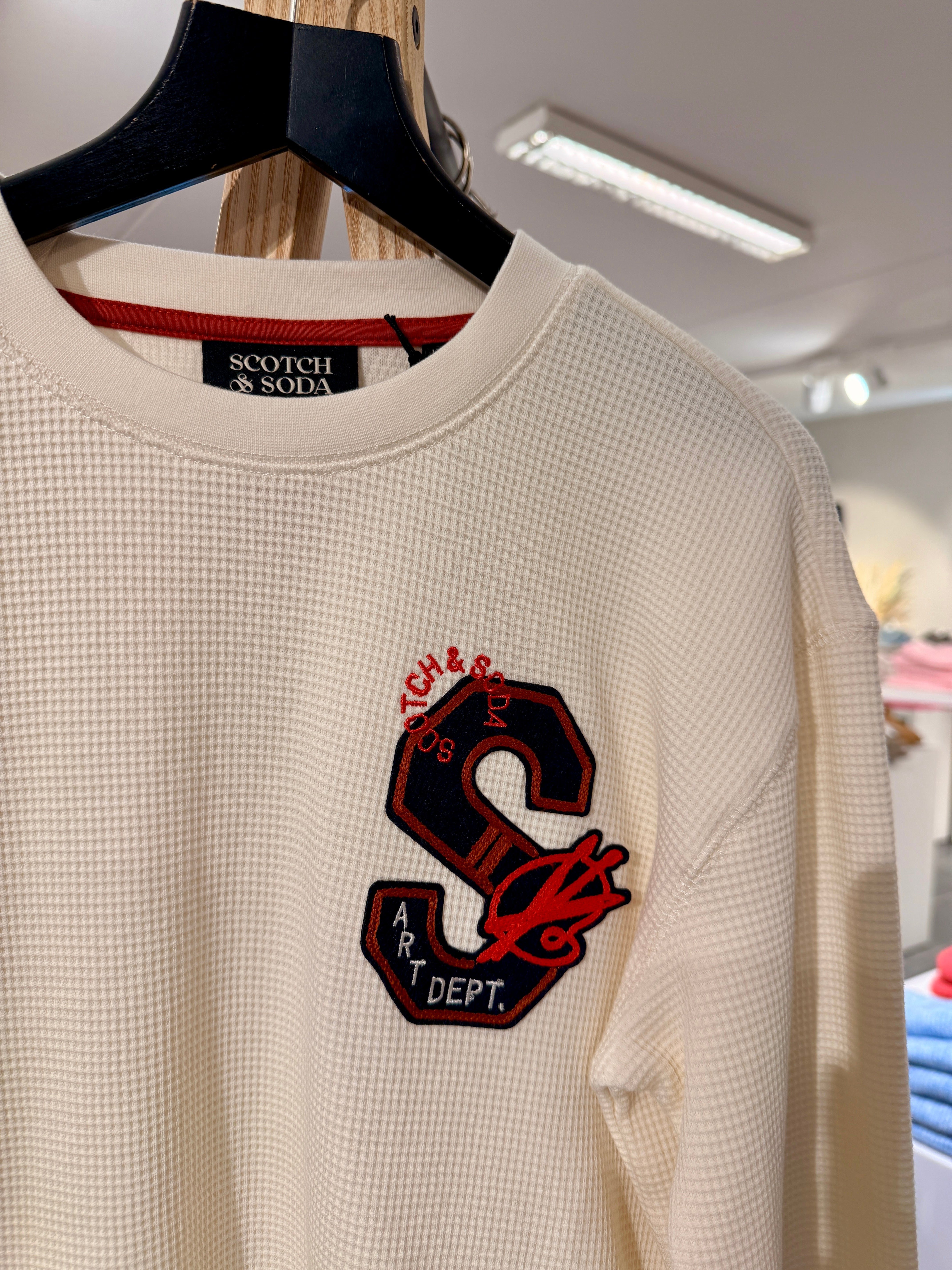 RELAXED FIT WAFFLE SWEATSHIRT