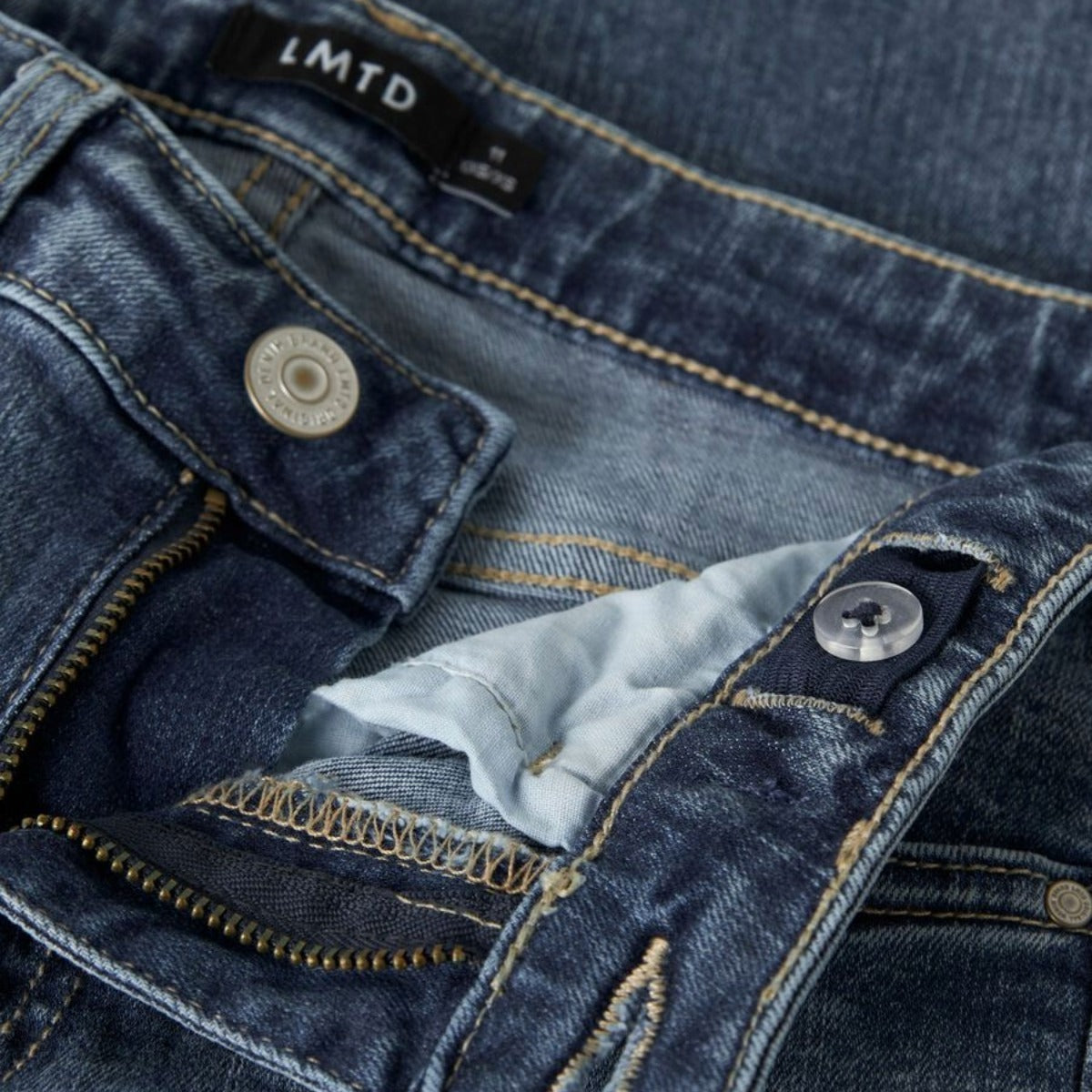 NLFBLI LOW WAIST FLARED JEANS - MÖRKBLÅ