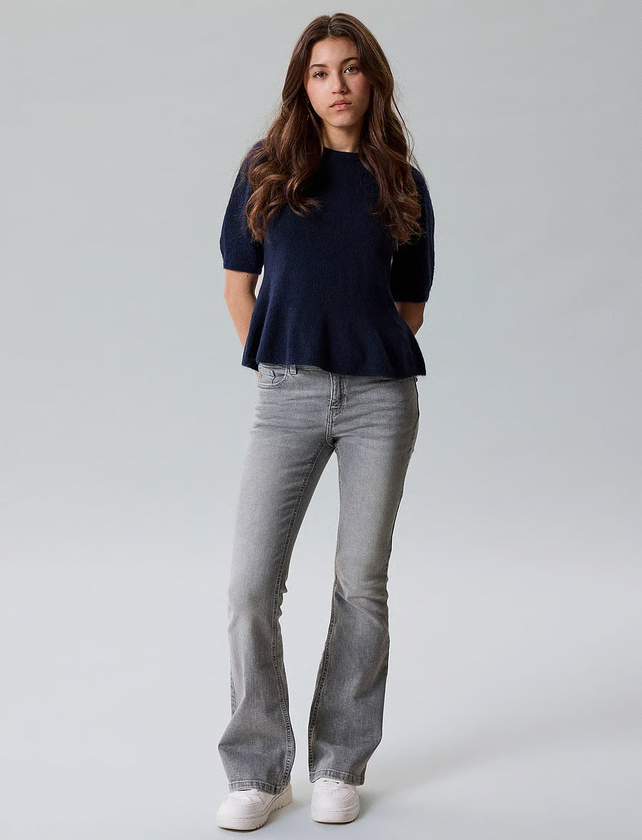 LMTD NLFLODET NAVY SHORT PEPLUM KNIT
